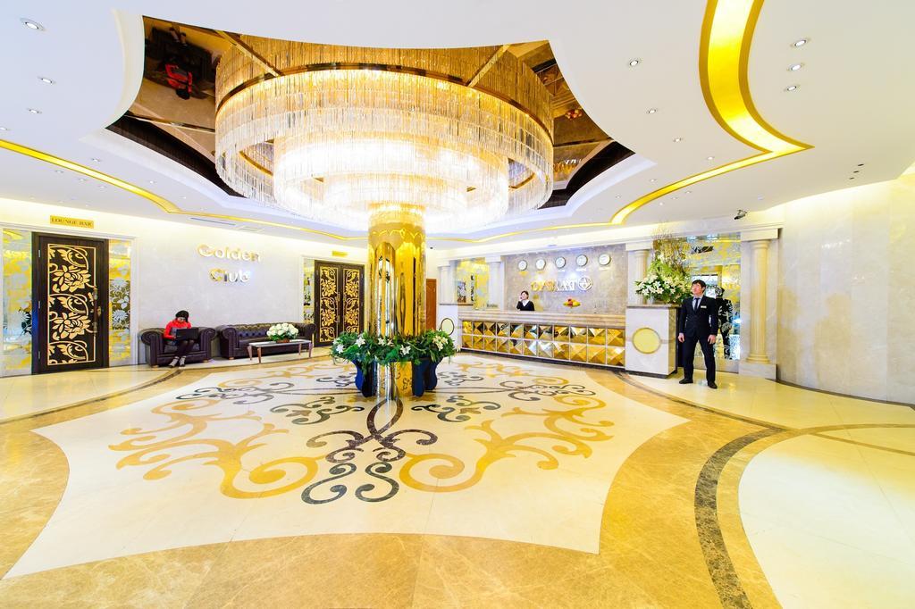 O Azamat Hotel Astana Exterior foto